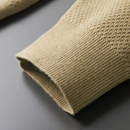 Men’s Minimalist Textured Knit Cardigan